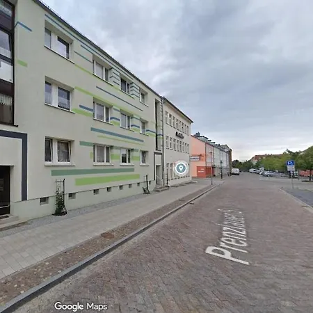 Apartamento Direkt Am Markplatz Von Wohnen Mit Geschirrspueler Und Parkplatz Pasewalk